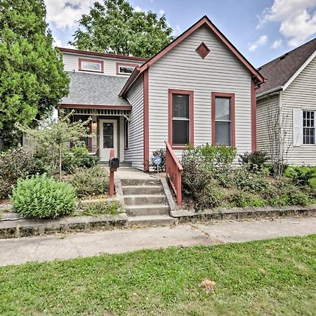 Updated Indianapolis Home, Walk To Lucas Oil! Exteriör bild